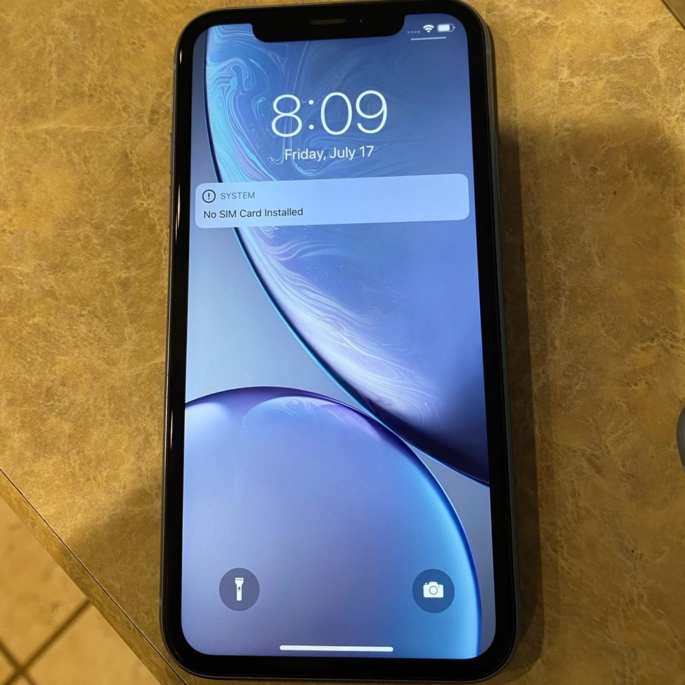 iPhone XR
